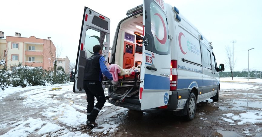    Mavi ambulanslarla 1 yılda  50 bin 829 hasta taşındı