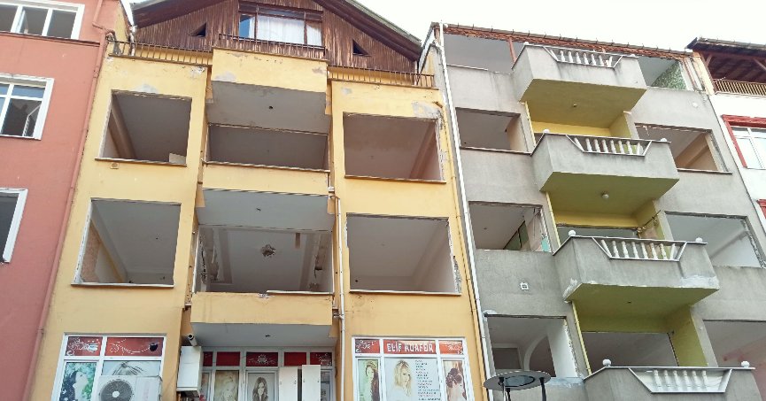 Kentsel dönüşümde tahliyeler sürüyor