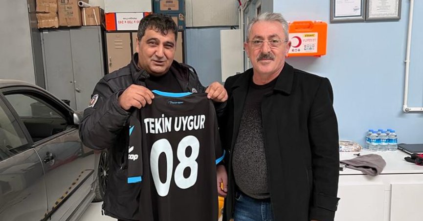 Tekin Uygur'a özel forma