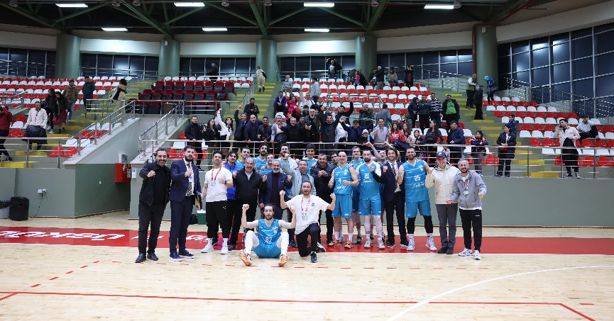 Çayırova Belediyesi ilk yarıyı lider bitirdi