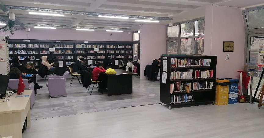 İlçemizdeki öğrencilerin ilgisi,  kütüphaneleri dolduruyor