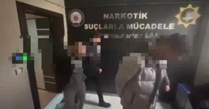 Gölcük’te uyuşturucu operasyonu: 3 tutuklama