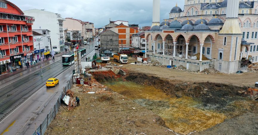 Yeni Mehmet Ali Paşa Camii’ne yeni meydan