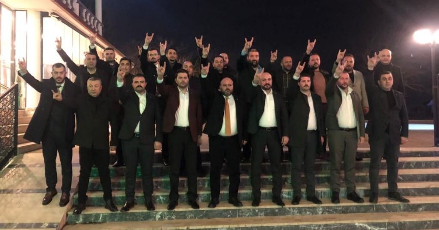 Demirbaş, 12 ilçe başkanı ile buluştu