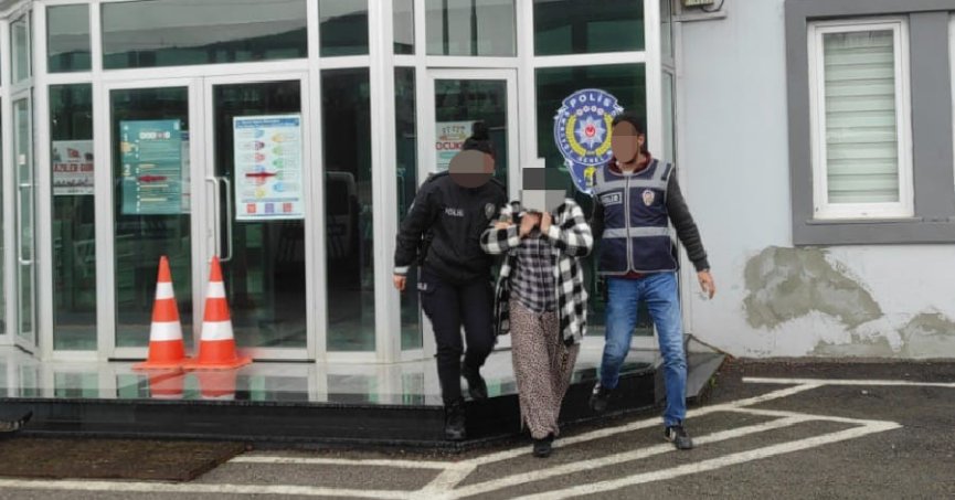 Pazarda çanta çalmıştı, arandığı ortaya çıktı