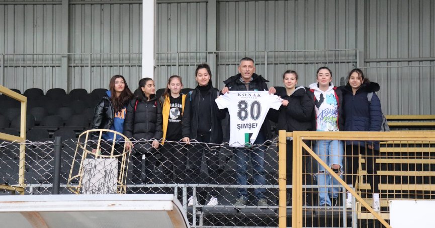 Taraftarlardan destek