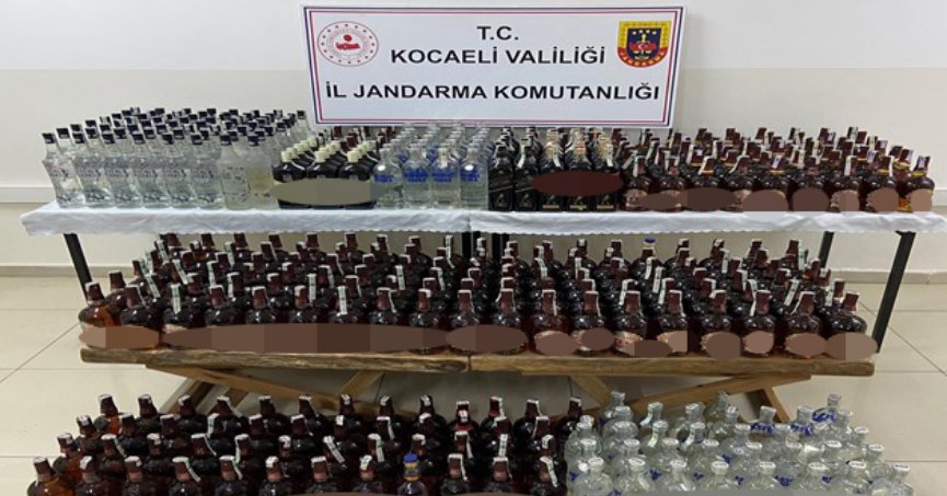 425 şişe kaçak alkol ele geçirildi