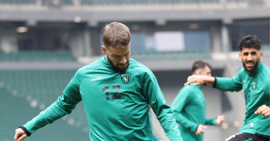 4 futbolcu sınırda