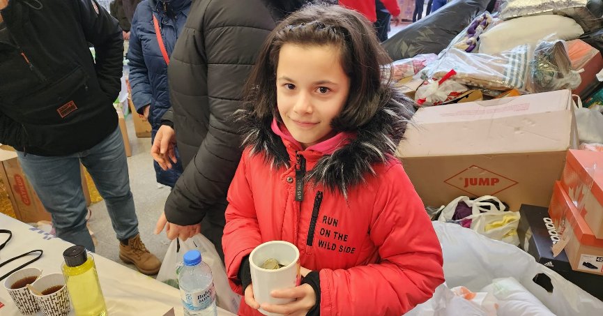 Minik Hayrunnisa’dan duygulandıran yardım