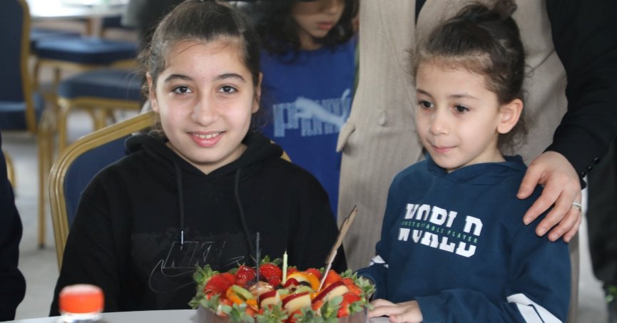 Hataylı Yaren İnci’ye doğum günü sürprizi