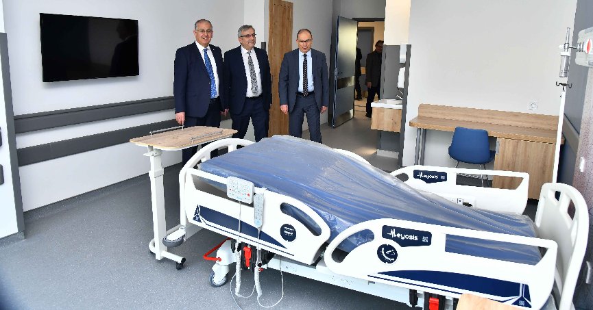 Cantürk, Kocaeli Şehir Hastanesi’ni gezdi