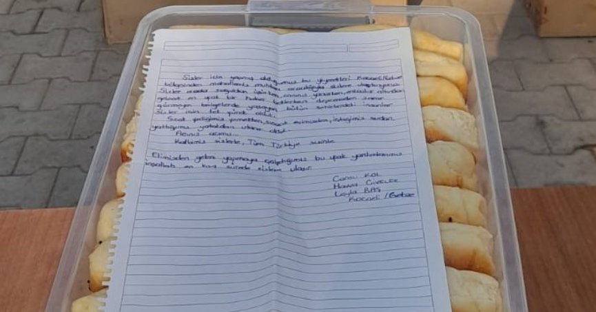 Gıda yardım paketinden  çıkan not duygulandırdı