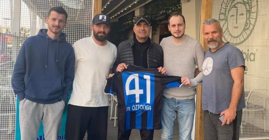 Mehmet Öztonga formasını sattı