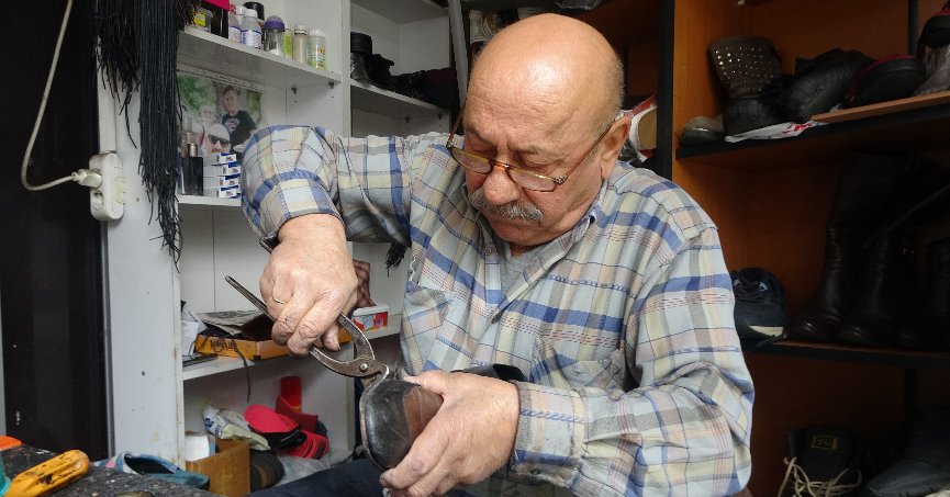 Mesleğini 61 yıldır aynı aşkla yapıyor