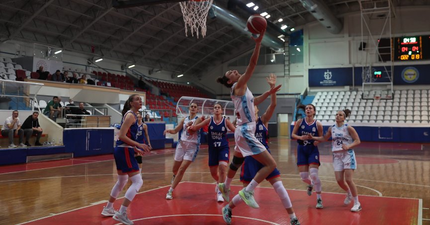 Periler hazırlık maçından galip ayrıldı