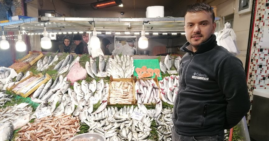 Balık tezgahlarında  çeşit çok, miktar bol