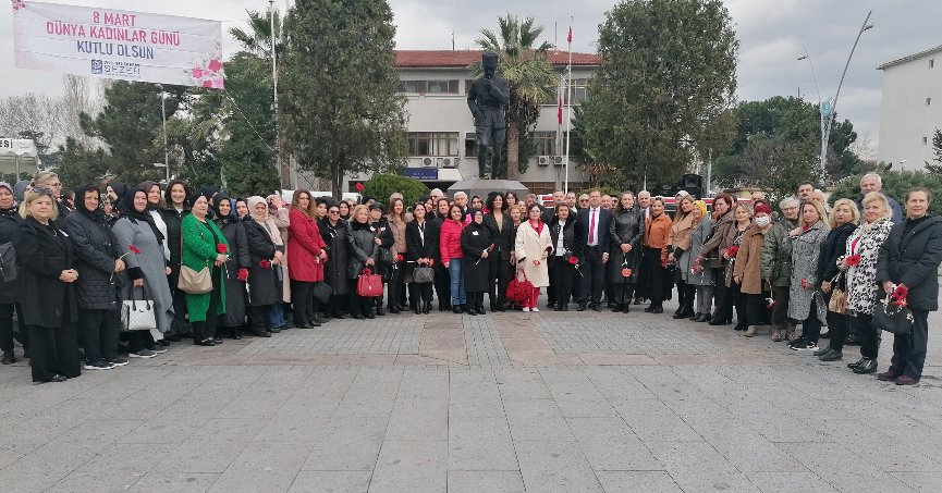 Kadınlar Günü buruk kutlandı