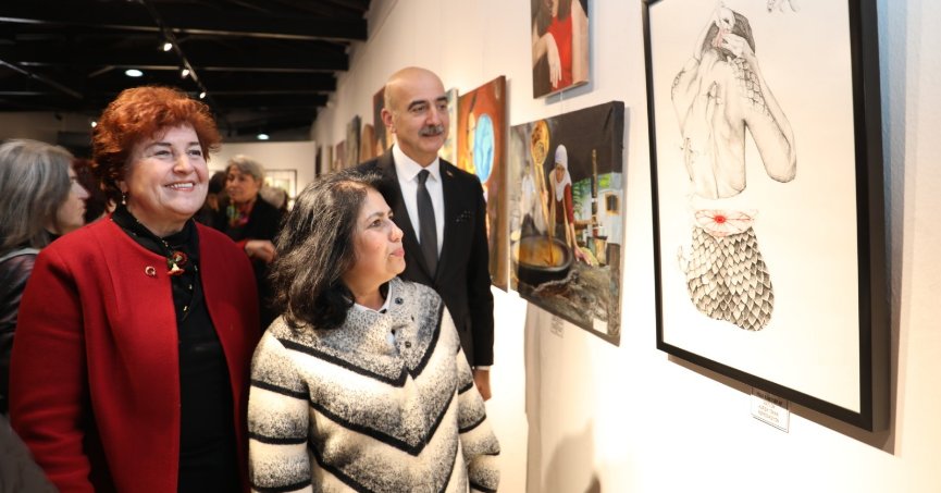 ‘Ve Kadın-Yeni Baştan’ sergisine yoğun ilgi