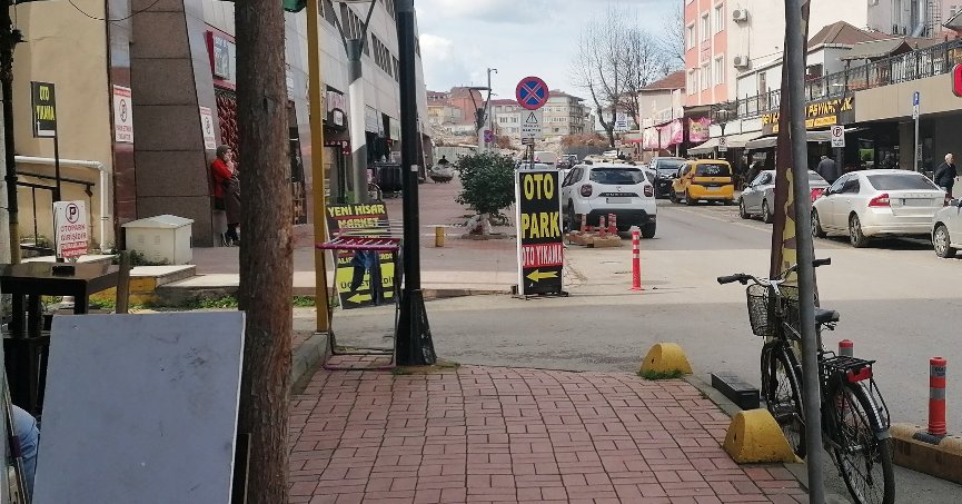 Hatalı araç parkları,  olumsuz etkiliyor