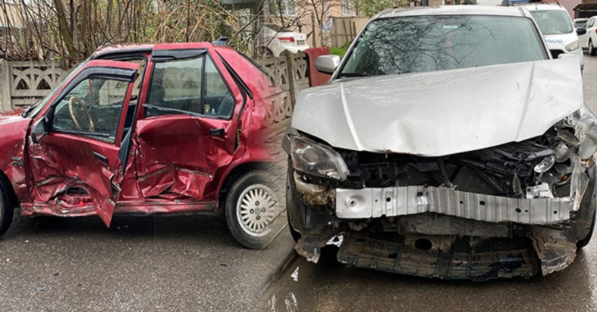 İki otomobil çarpıştı: 1 yaralı