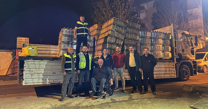 Gölcük’te yardım seferberliği sürüyor