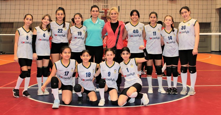 Derince galibiyetlere devam ediyor