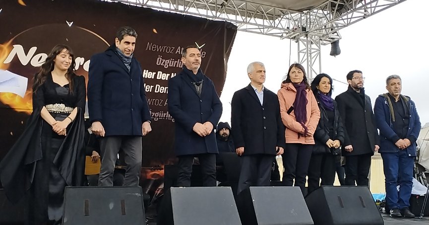 Nevruz kutlamasında 2 kişi gözaltına alındı