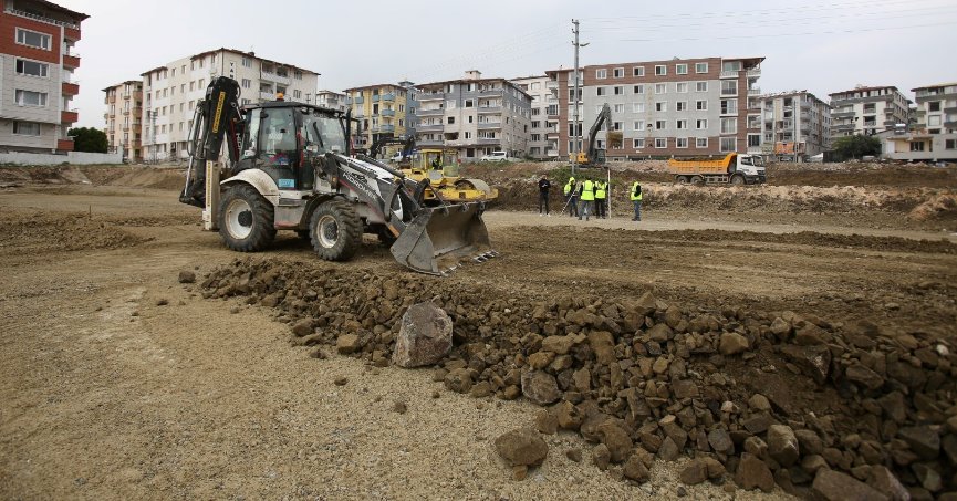 Hatay’ın 7 noktasına prefabrik çarşı yapılıyor