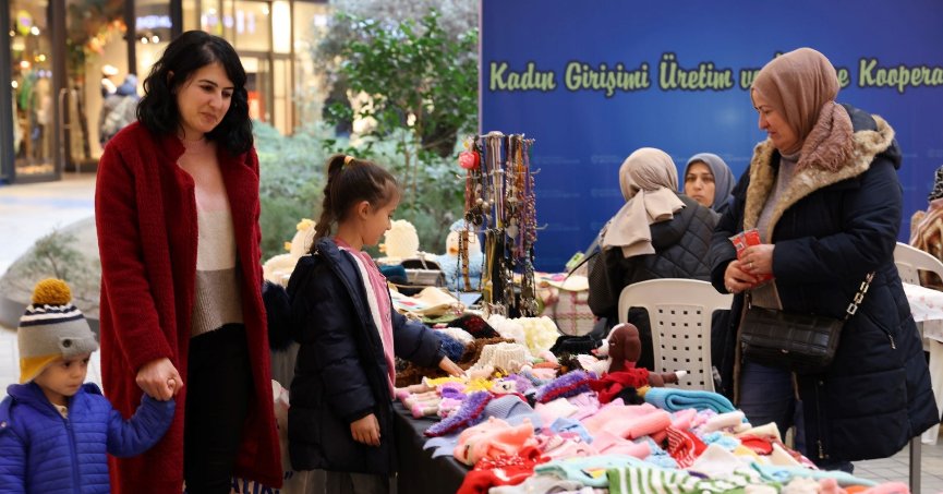 Kadın girişimciler  ürünlerini pazarladı