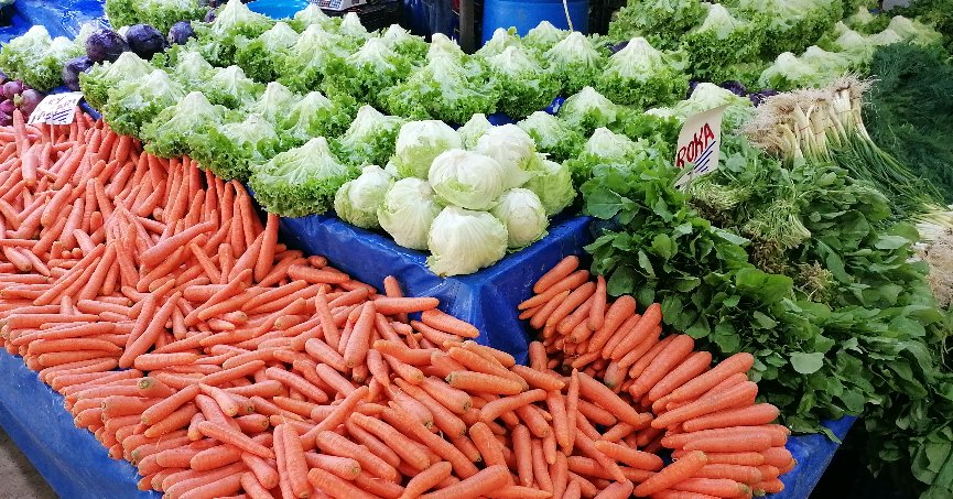 Pazarda ürün çeşitliği sürüyor