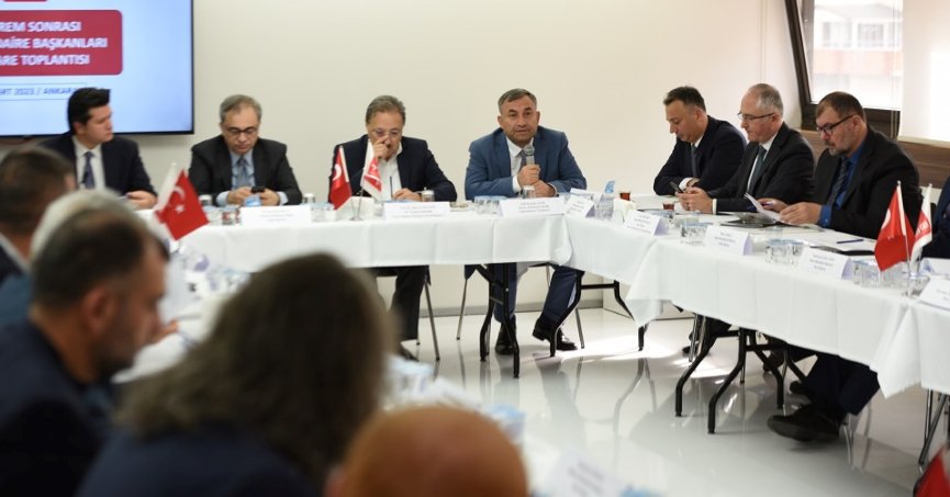 ‘İtfaiyecilere tarihi bir sorumluluk düşüyor’