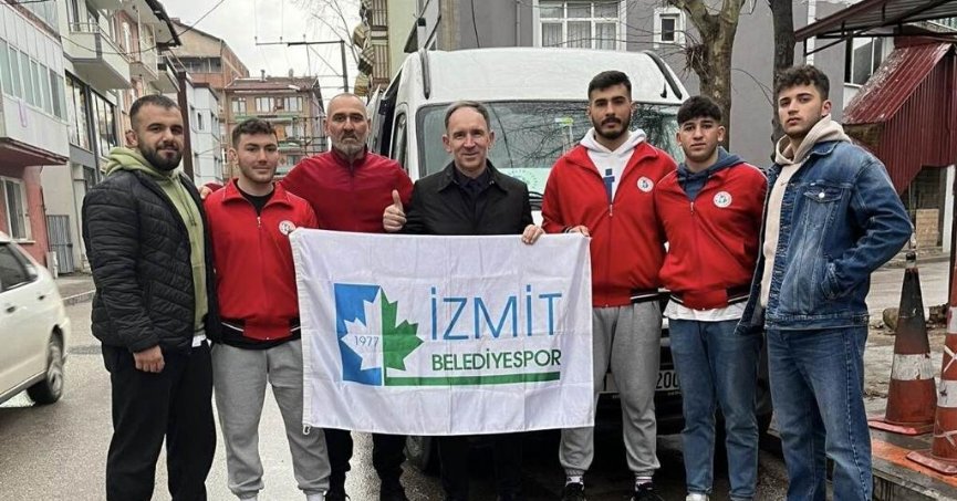 İzmitli güreşçilerin Çatalca kampı başladı