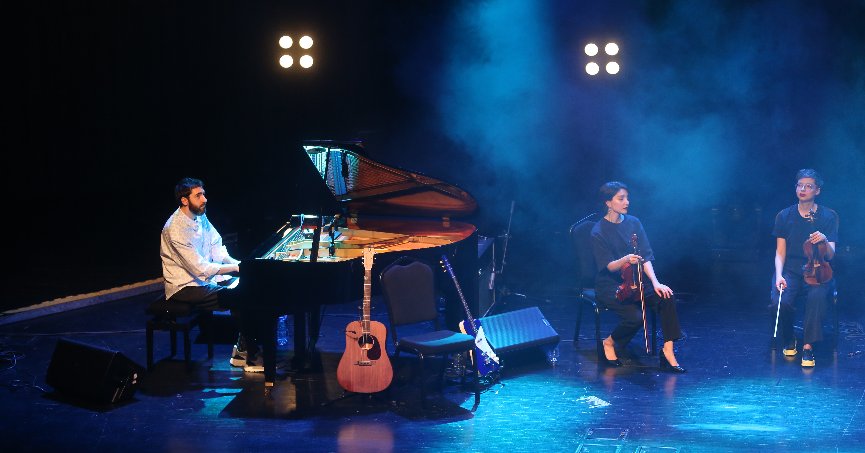 Rus piyanist Grinko, Kocaeli’de konser verdi