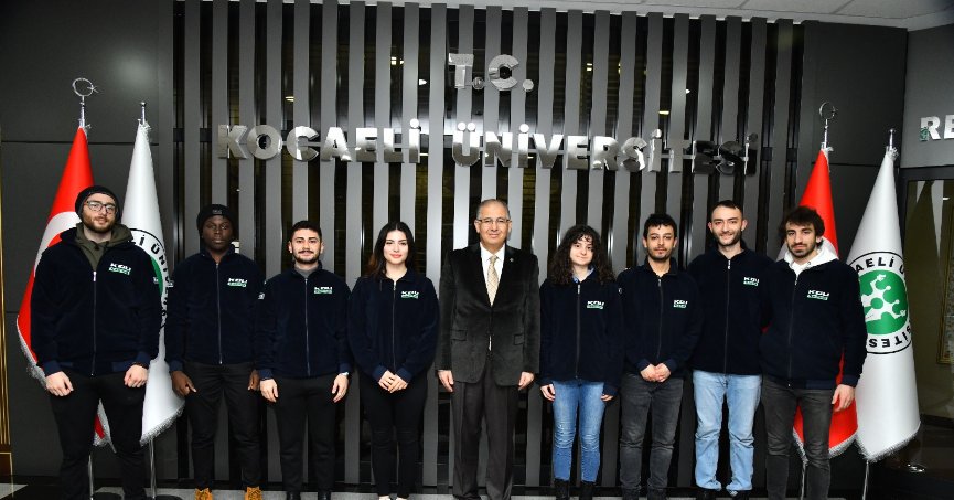 KOÜ Racing ekibinden  Rektör Cantürk’e ziyaret