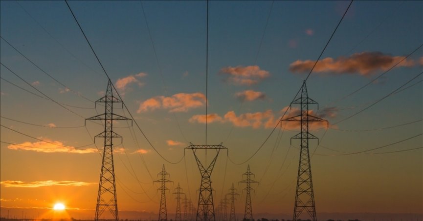 EPDK, serbest piyasada  elektrik tavan fiyatını indirdi