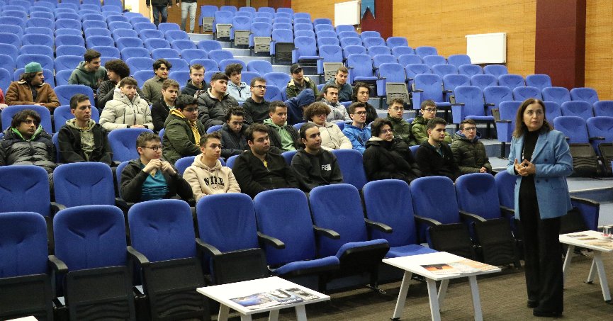 GTÜ akademisyenleri liselerde