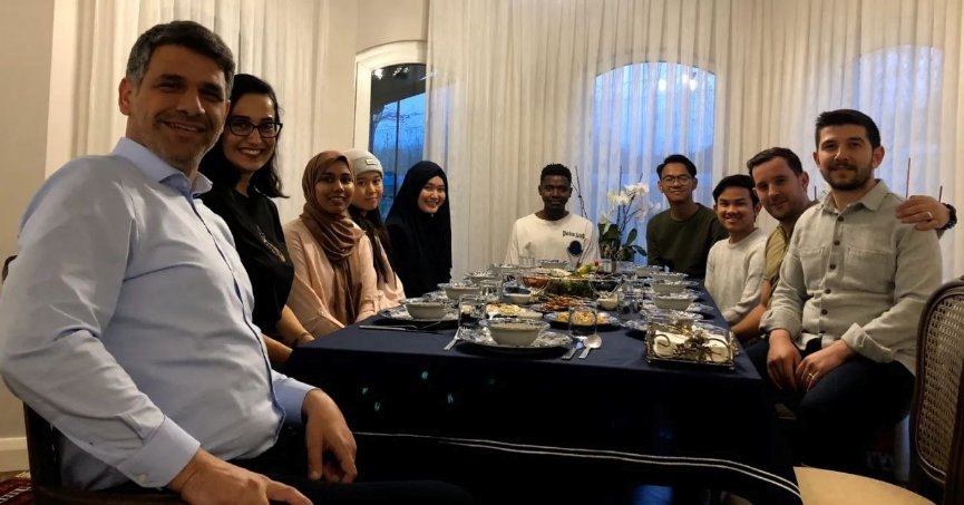 Kocaman ailesinin uluslararası misafirleri