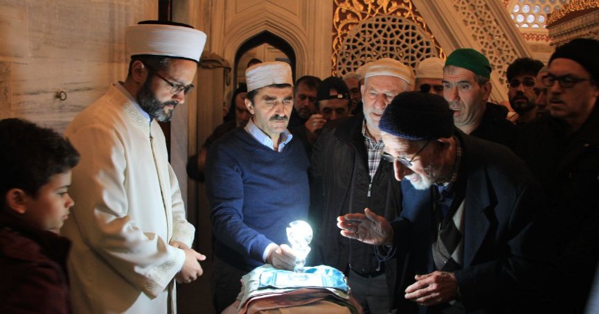 Sakal-ı Şerif ziyarete açıldı