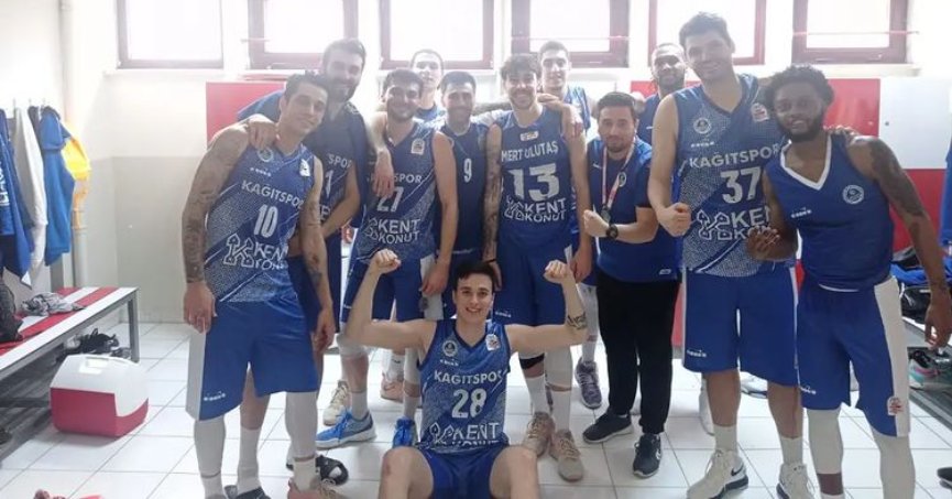 Kağıtspor deplasmanda güldü