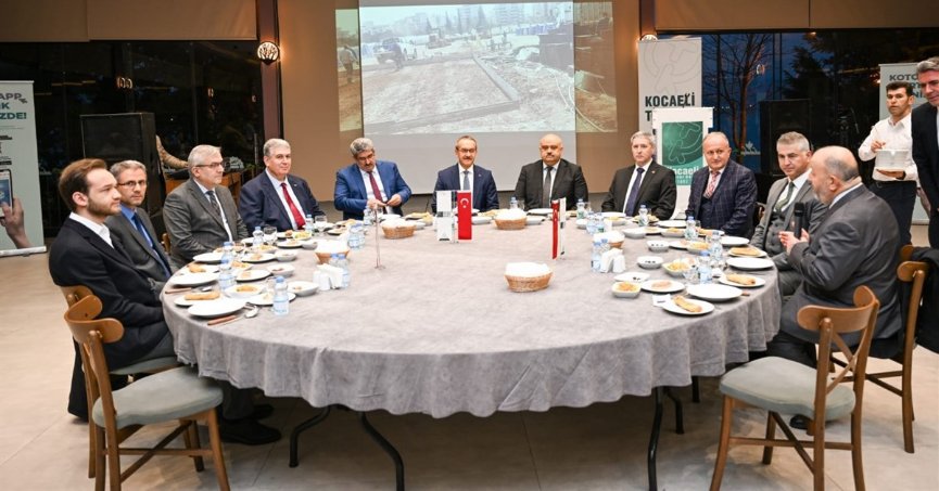 ‘Kocaeli açık ara destan yazdı’