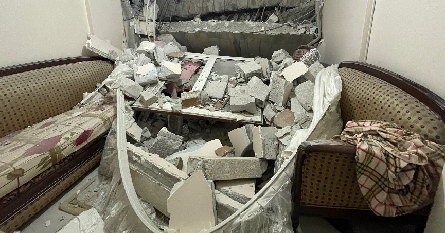 İstinat duvarı çöktü, 4 apartman tahliye edildi