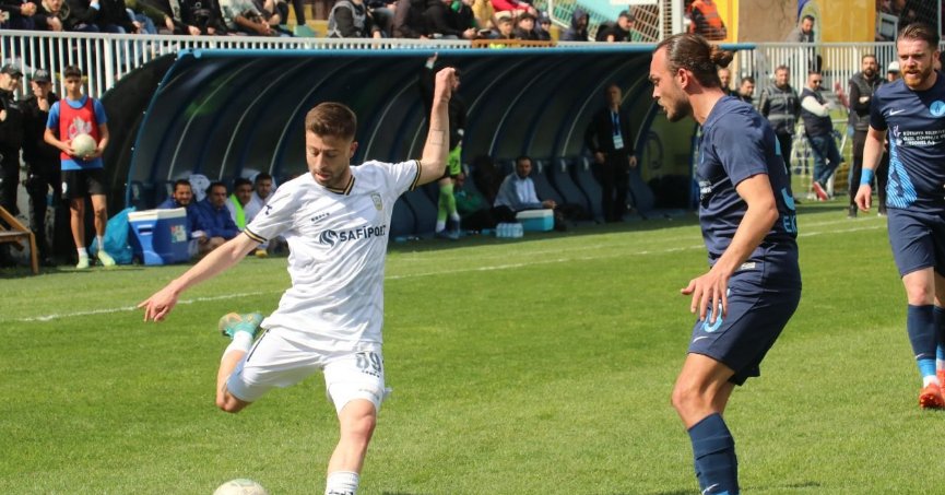 Belediye Derince evinde oynuyor