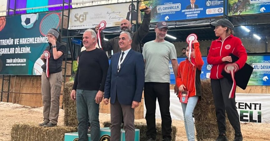 Kupalar sahiplerini buldu