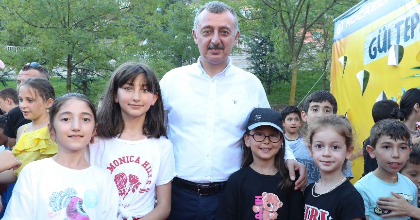 ‘23 Nisan, ayrı kıymettedir’