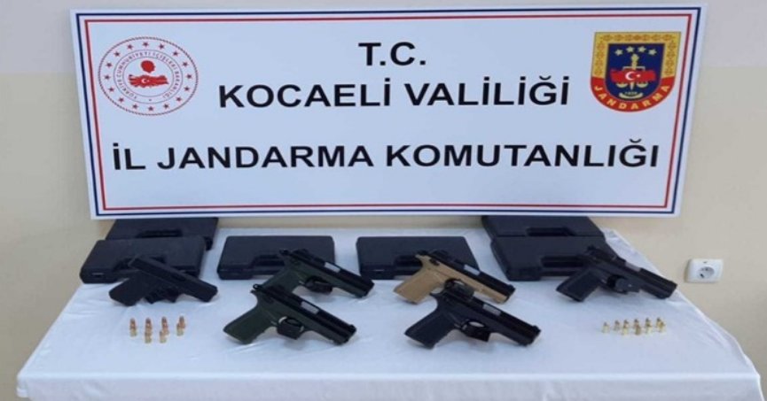 İzmit’te kaçak  silah operasyonu