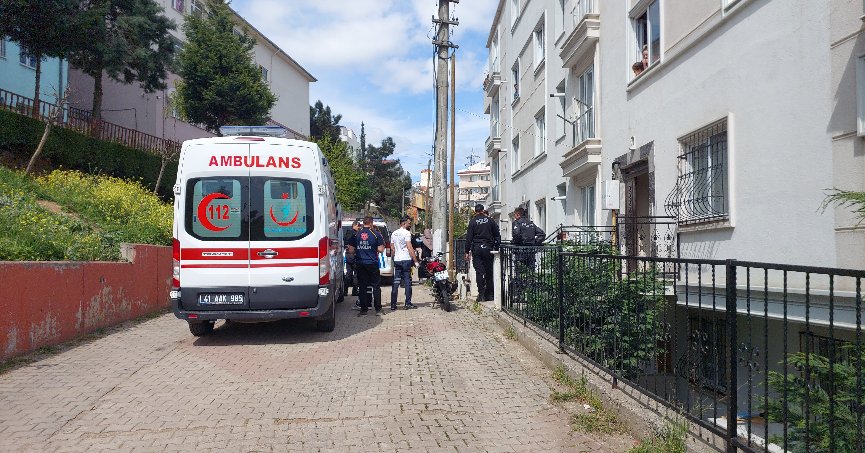 Dini nikahlı eşini yaralayan kadın adli kontrolle serbest