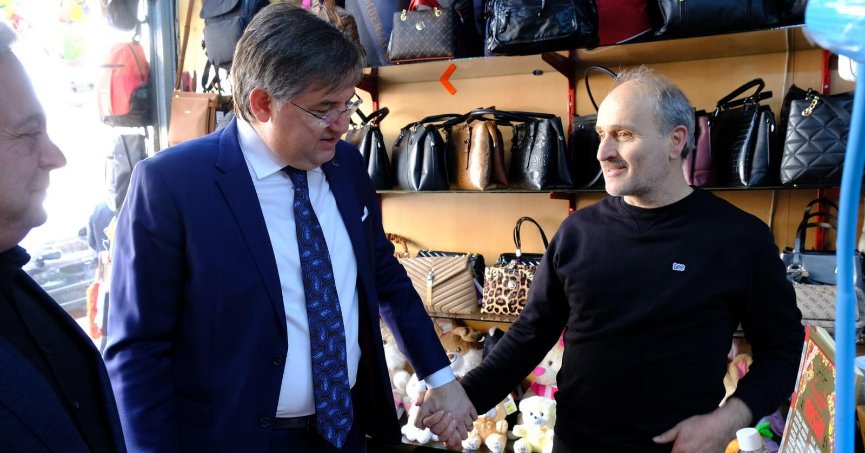 Yıldızlı, esnaflarla bir araya geldi