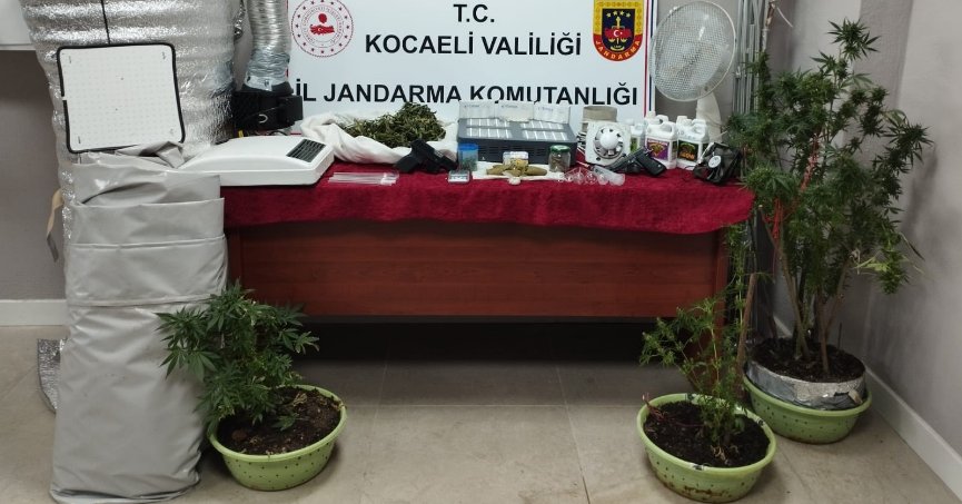 Gölcük’te bir evde uyuşturucu ele geçirildi