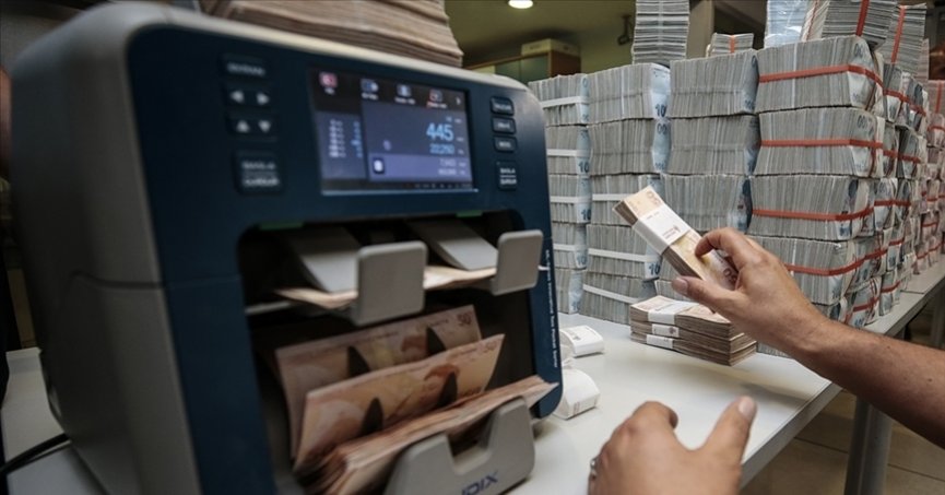 Bankacılık sektörü kredi hacmi  8 trilyon 777,1 milyar lira oldu