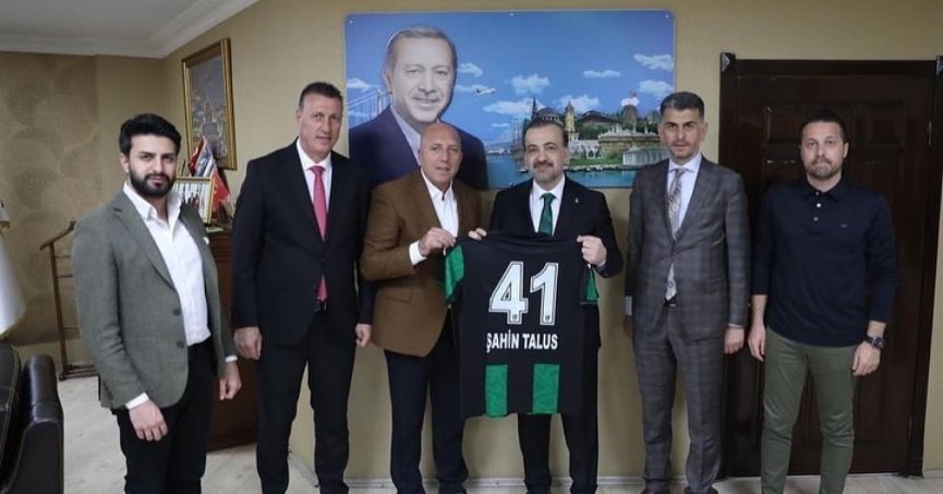 Kocaelispor’dan, AK Parti’ye ziyaret